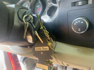 2007 Chevrolet Silverado 1500 LT w/1LT - Interior Steering Wheel With Keys Image